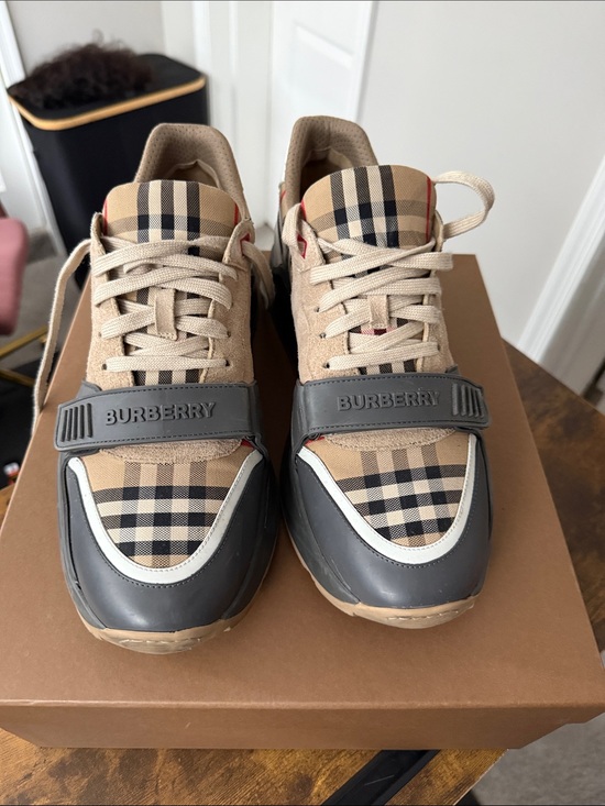Burberry Other - Burberry Ramsey Sneakers